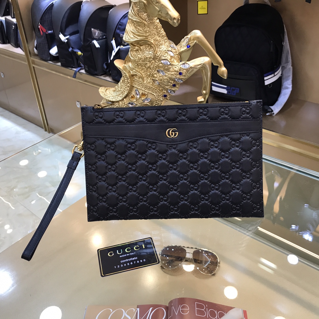 J5 特别有档次，非常时尚耐看，上身效果非常棒自用送礼首选尺寸：29-19 型号：C11116