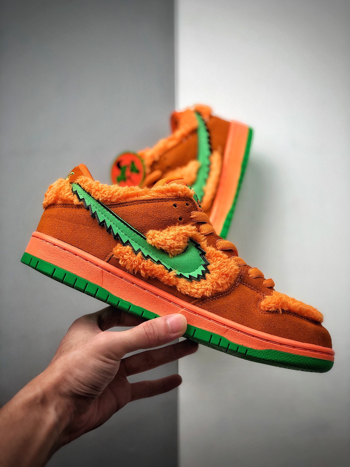 250 公司级 耐克SB板鞋 五只熊 跳舞小熊 毛茸茸 黄色 小熊 “熊毛”NIKE SB DUNK LOW PRO QS发售于 2006 年的 “三只熊”CJ5378-700