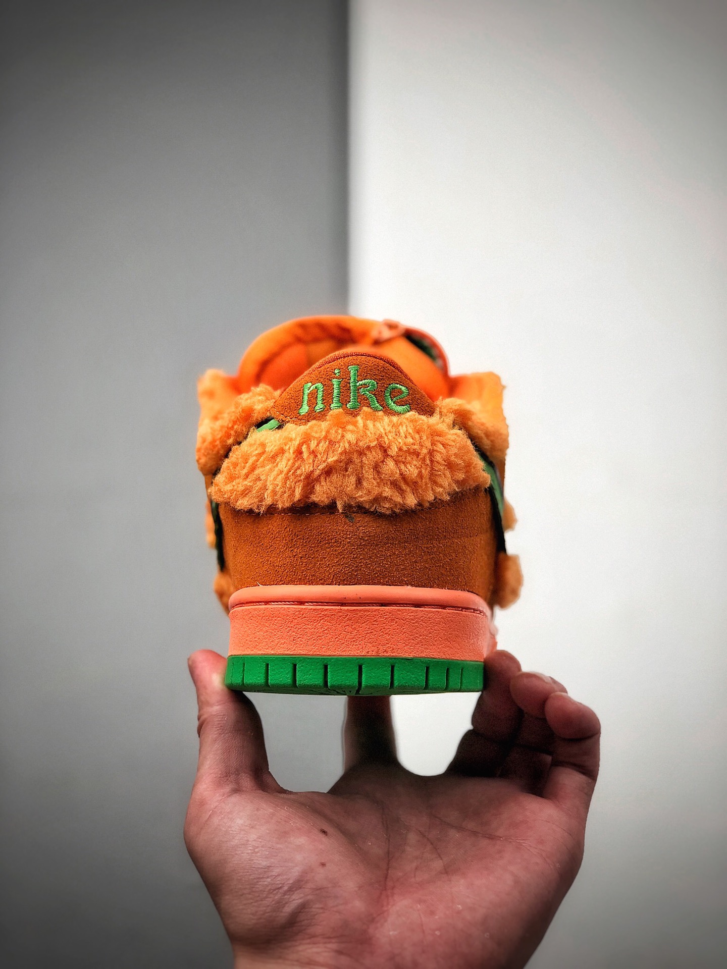 250 公司级 耐克SB板鞋 五只熊 跳舞小熊 毛茸茸 黄色 小熊 “熊毛”NIKE SB DUNK LOW PRO QS发售于 2006 年的 “三只熊”CJ5378-700