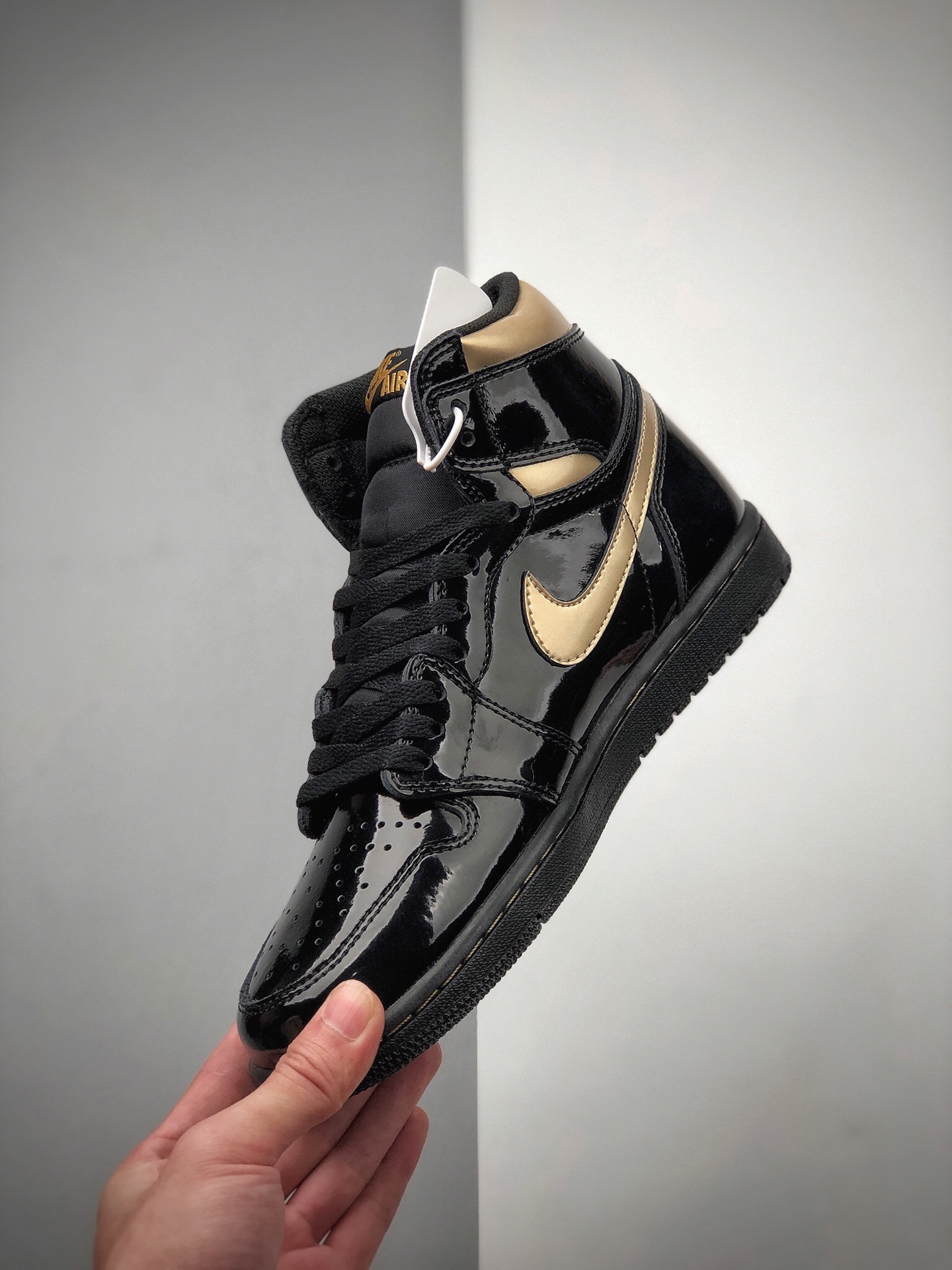 330 Air Jordan 1 High OG 高帮 黑金漆皮 AJ1 555088-032
