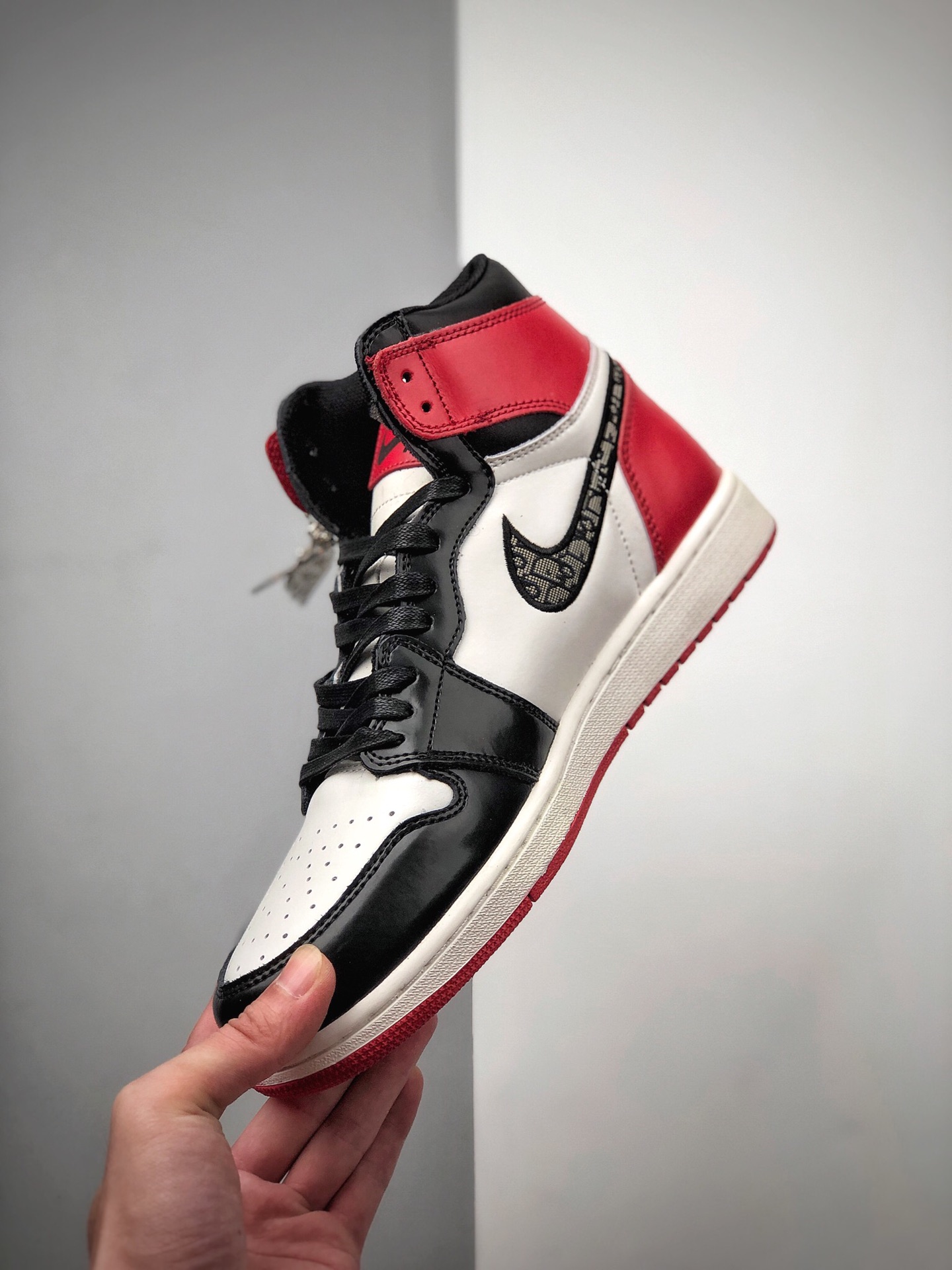 300  原盒 全套配件！ AJ1 Dior x Air Jordan 1 AJ1 迪奥联名CN8607 006