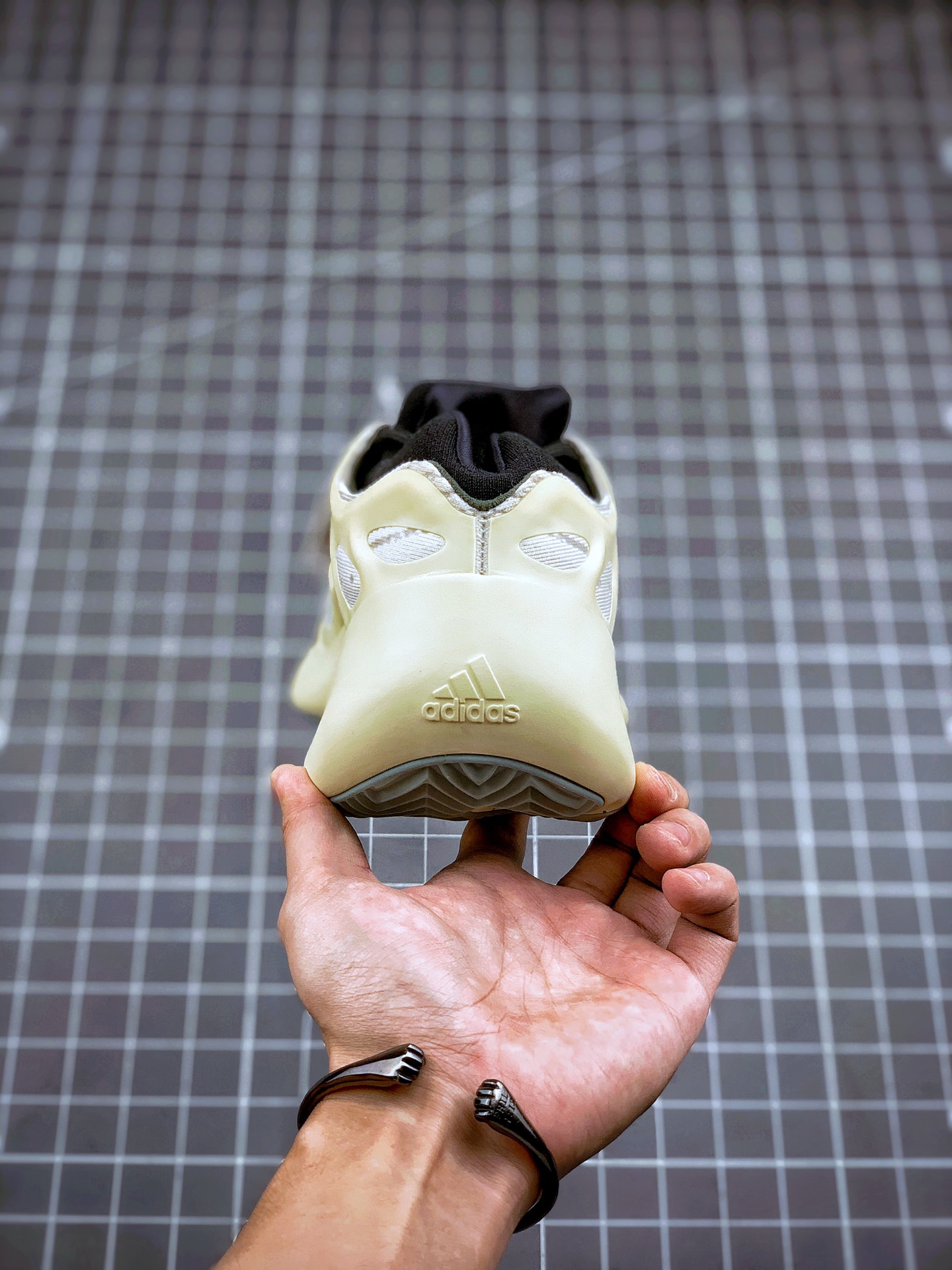 400 外贸指定纯原Yeezy 700v3 Azael 异形