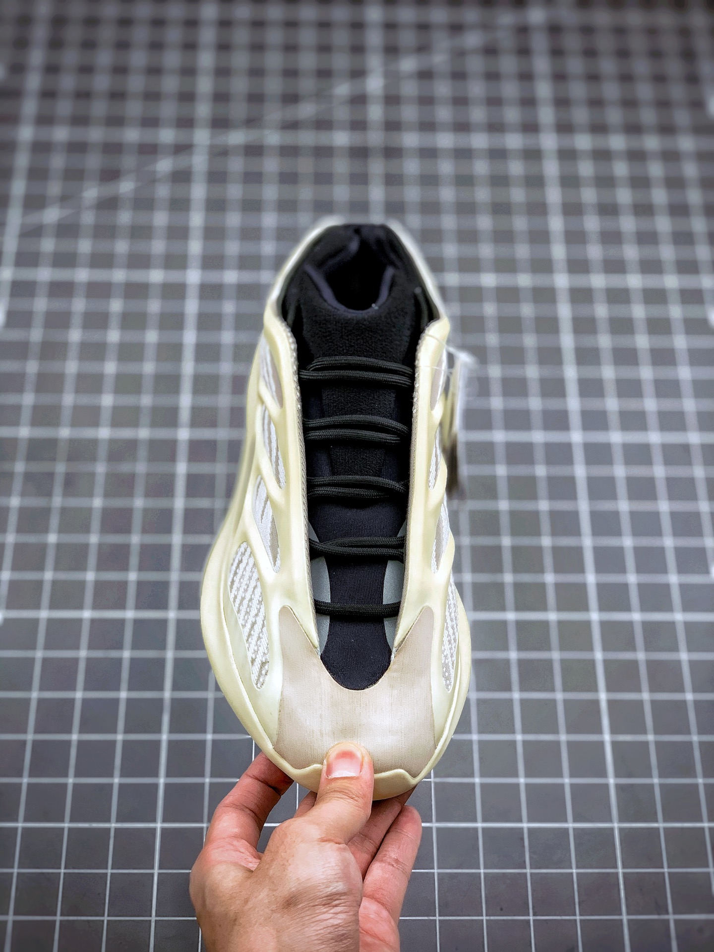 400 外贸指定纯原Yeezy 700v3 Azael 异形