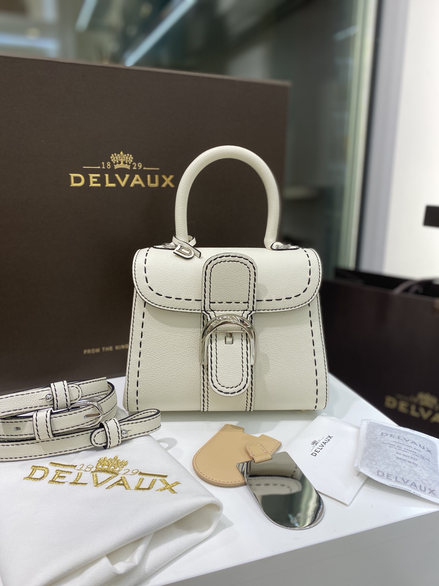 델보 가방 Delvaux 16976