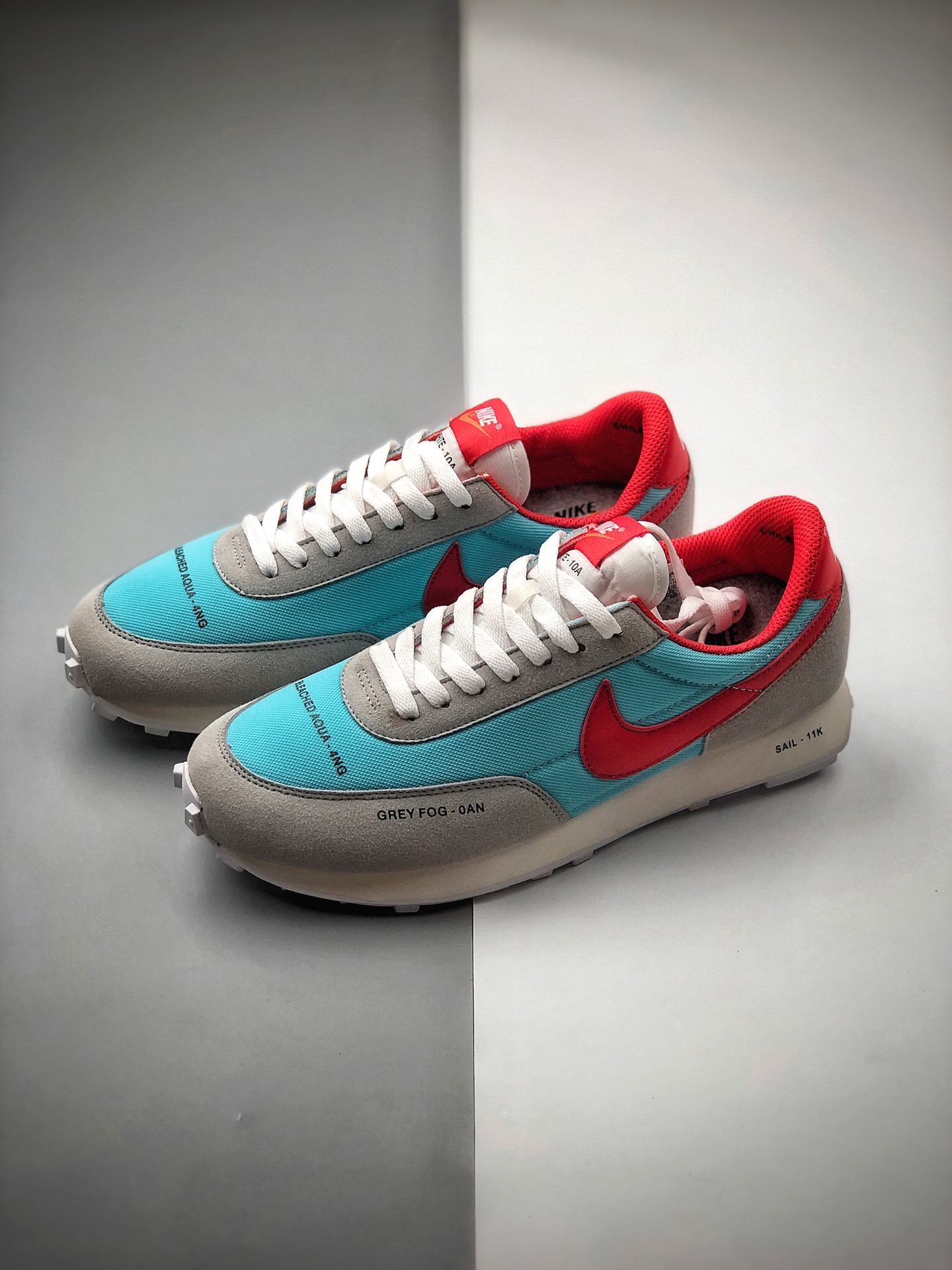 150 耐克Nike Wmns Air Daybreak 刺绣彩勾 破晓系列华夫复古休闲运动慢跑鞋cz8699-460