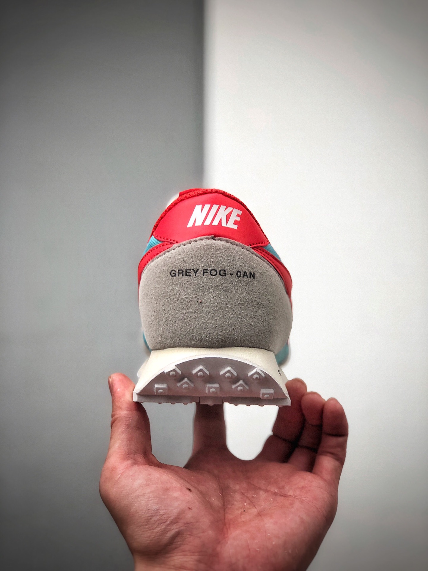 150 耐克Nike Wmns Air Daybreak 刺绣彩勾 破晓系列华夫复古休闲运动慢跑鞋cz8699-460
