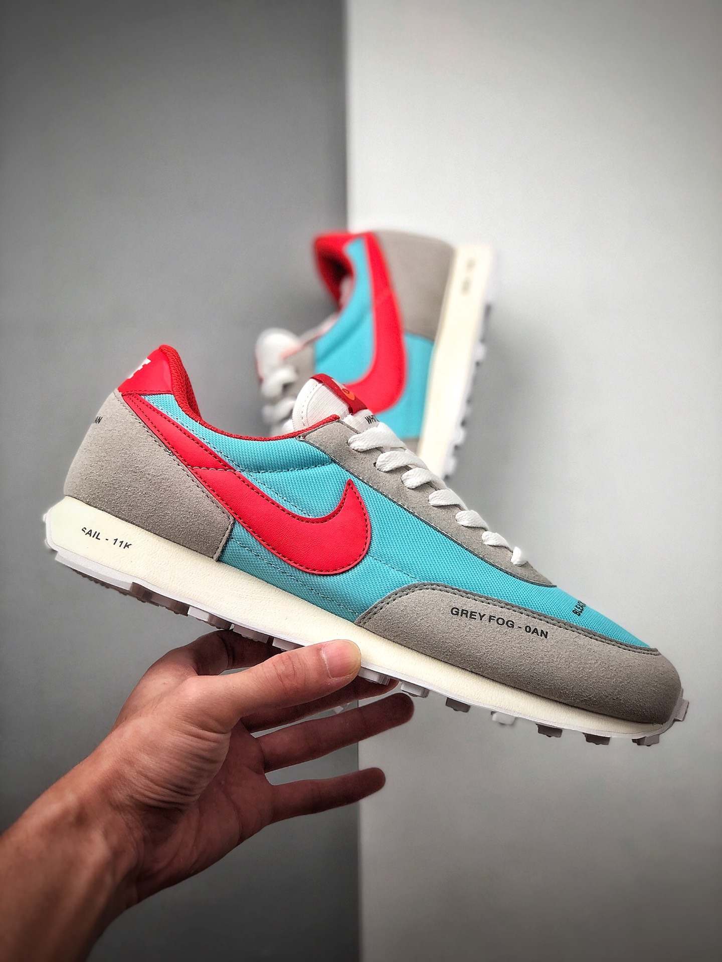 150 耐克Nike Wmns Air Daybreak 刺绣彩勾 破晓系列华夫复古休闲运动慢跑鞋cz8699-460