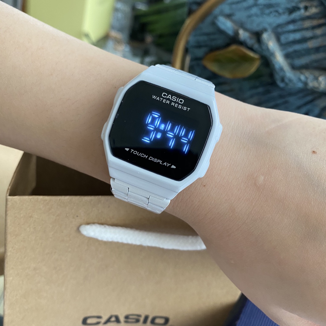 CASIO A168 Touch Screen Sports Watch for Students and Couples - 图片 6