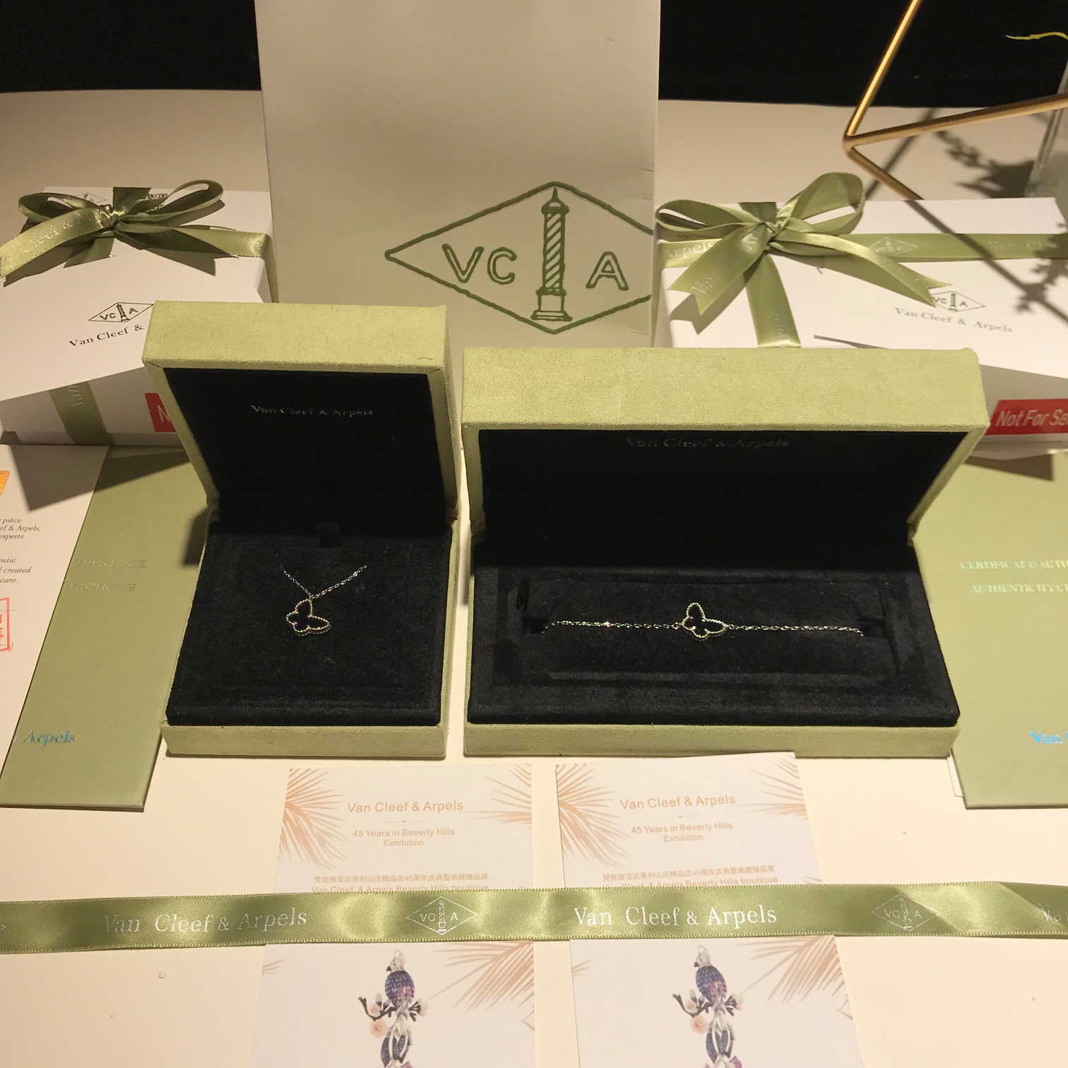 Van Cleef & Arpels 𝙫𝙘𝙖 海外VIP积分会员礼