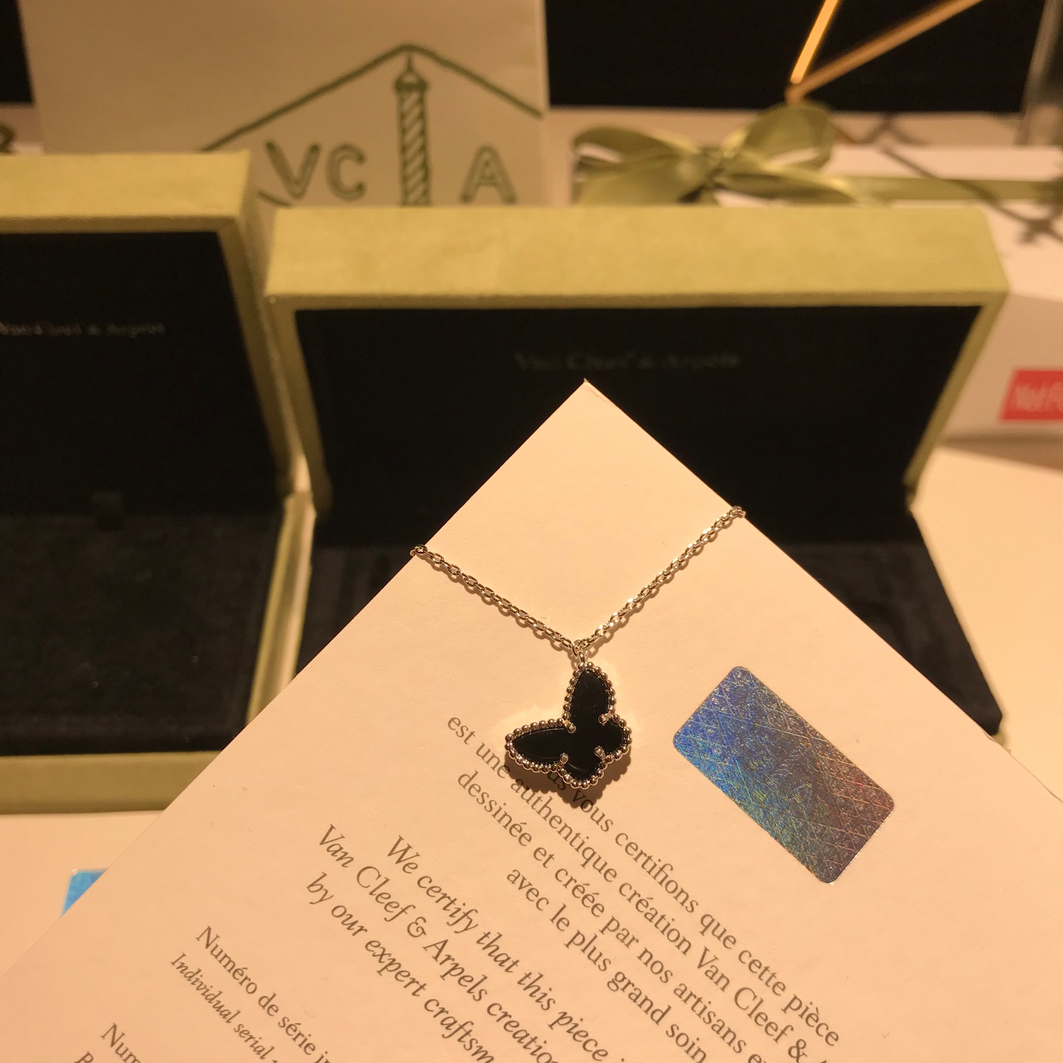 Van Cleef & Arpels 𝙫𝙘𝙖 海外VIP积分会员礼