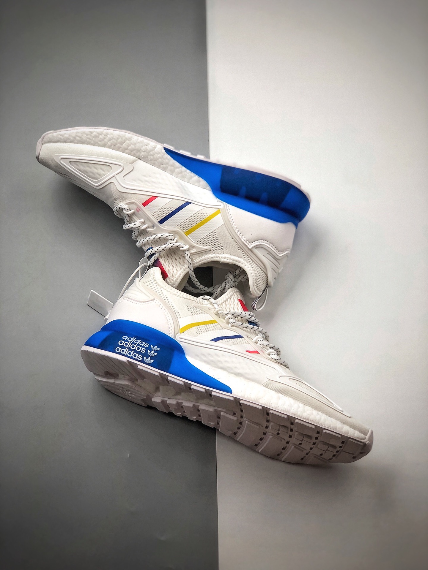 250 阿迪达斯 Adidas Originals ZX 2K Boost 易烊千玺同款 全新爆米花缓震休闲运动跑鞋CQ2768