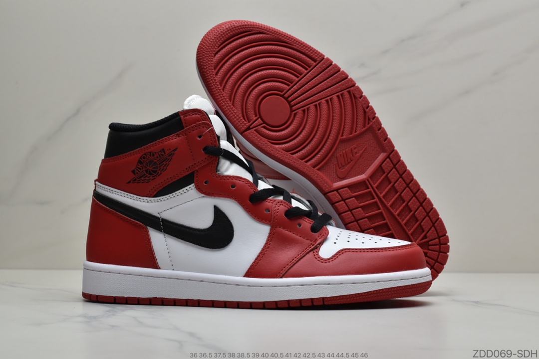 230 公司级 Air Jordan 1 Retro High OG “Chicago” 芝加哥555088-101