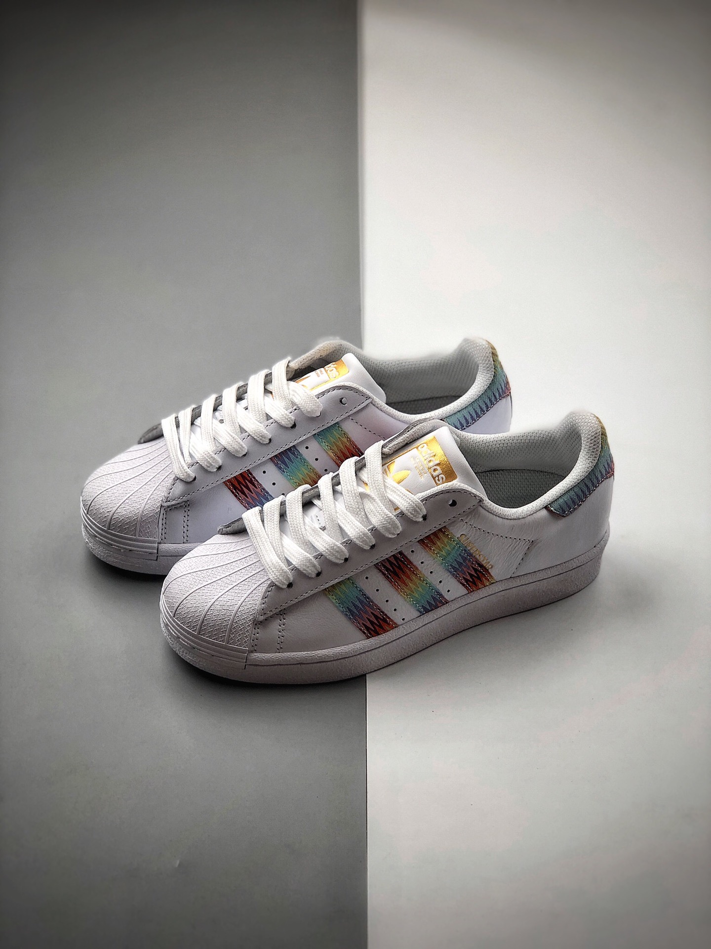 200  阿迪达斯adidas三叶草 Originals Superstar Superstar50周年多彩 FX3923