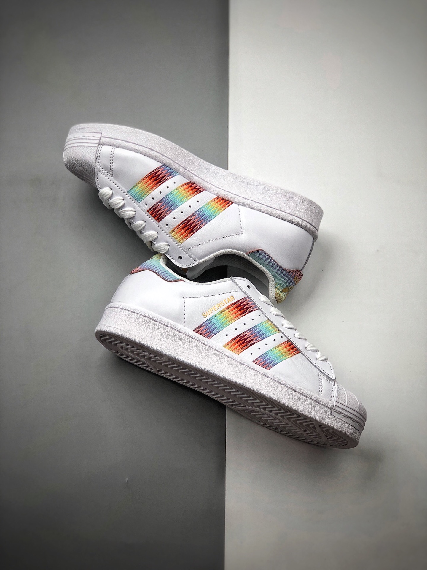 200  阿迪达斯adidas三叶草 Originals Superstar Superstar50周年多彩 FX3923