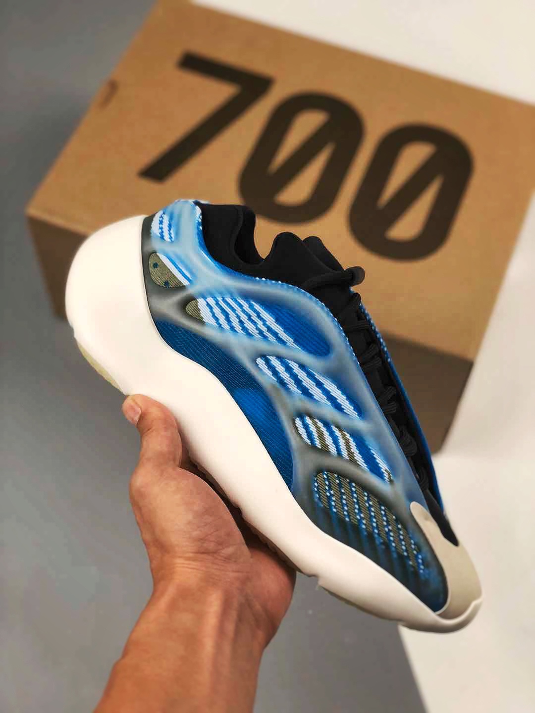 Apoyo al pago contra reembolso Yeezy 700v3 "Azareth" Aurora Próximamente a la venta oficial Ahora es el momento de comp…