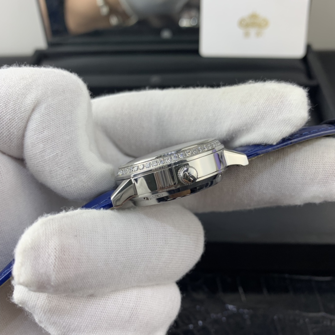 Cartier 皇家 积家约会系列女款月相机械