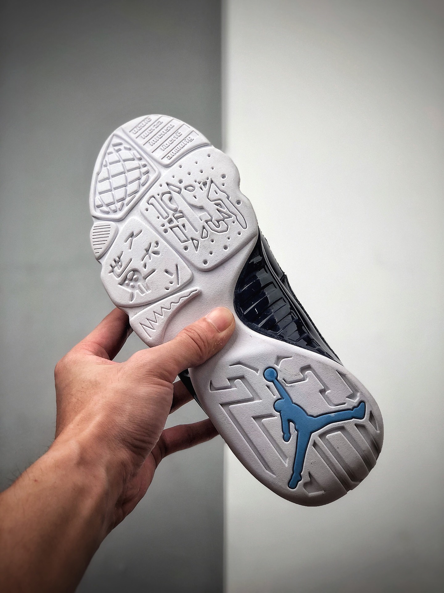 310 Air Jordan 9 Retro“UNC” 全明星赛系列 302370-145