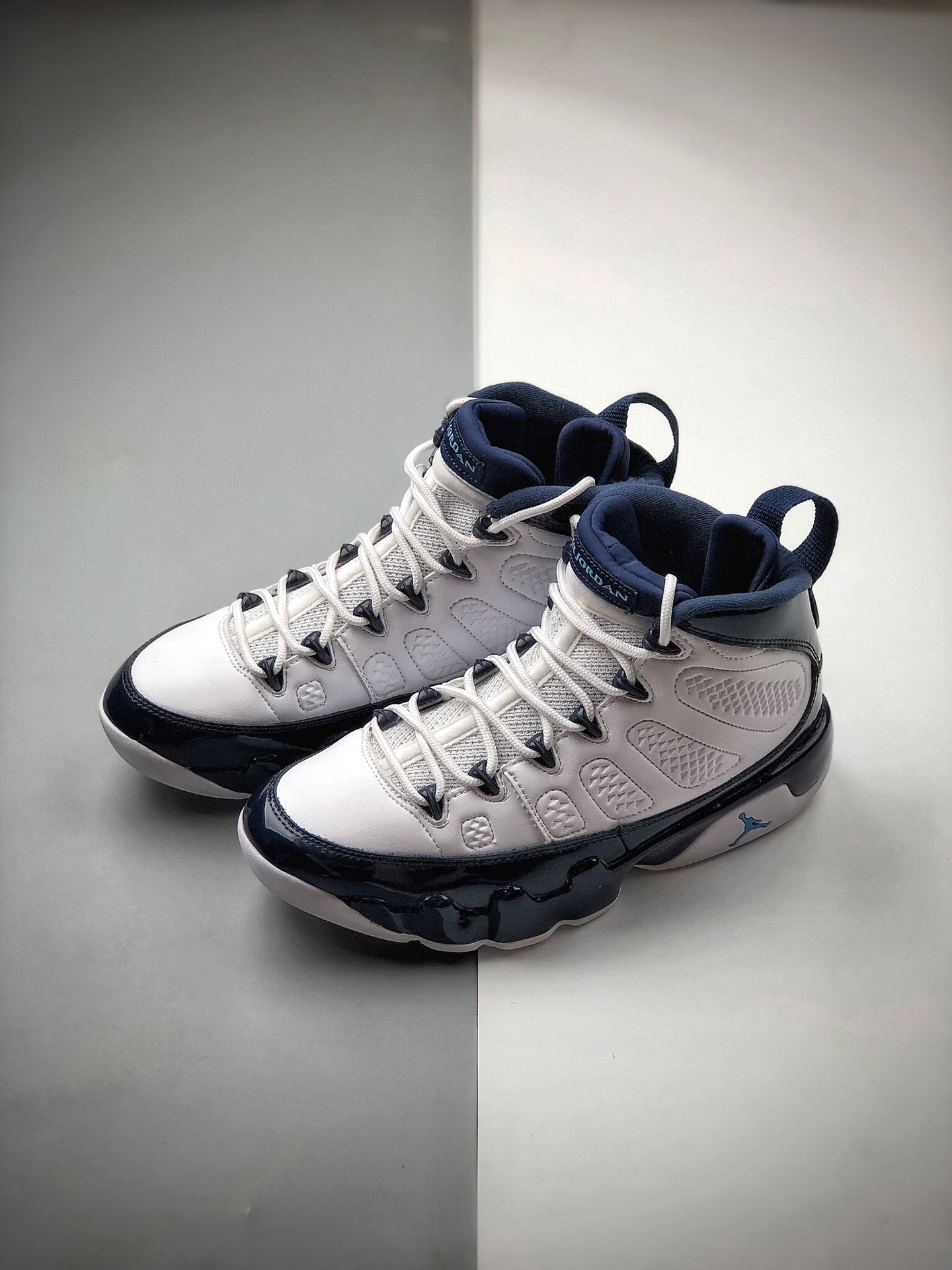 310 Air Jordan 9 Retro“UNC” 全明星赛系列 302370-145