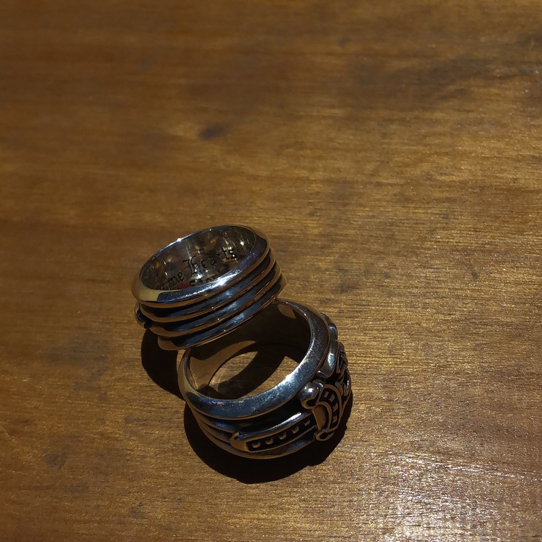 Chrome Hearts 克罗心宝剑戒指。460500