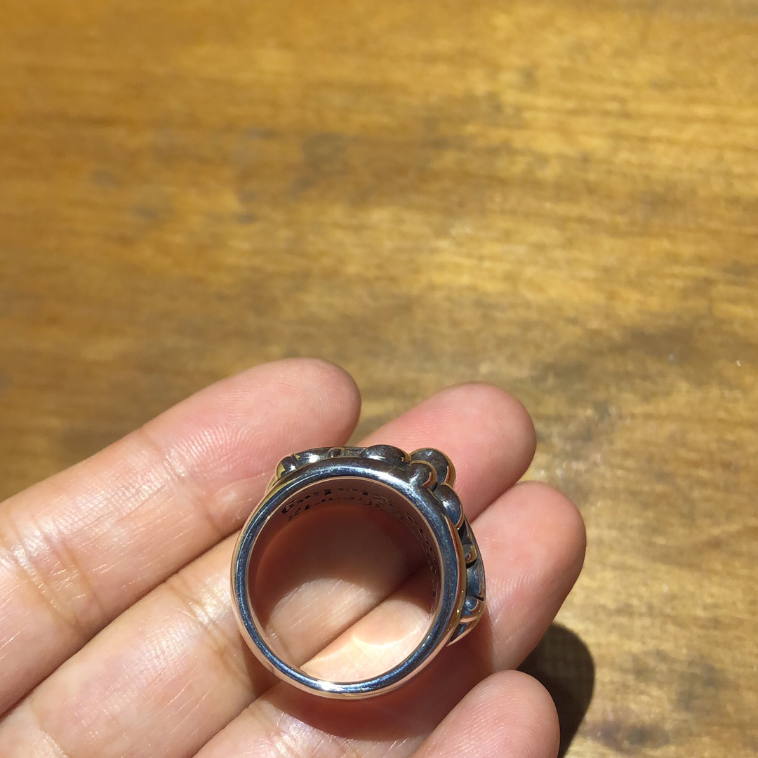 Chrome Hearts 克罗心守望者戒指。100780