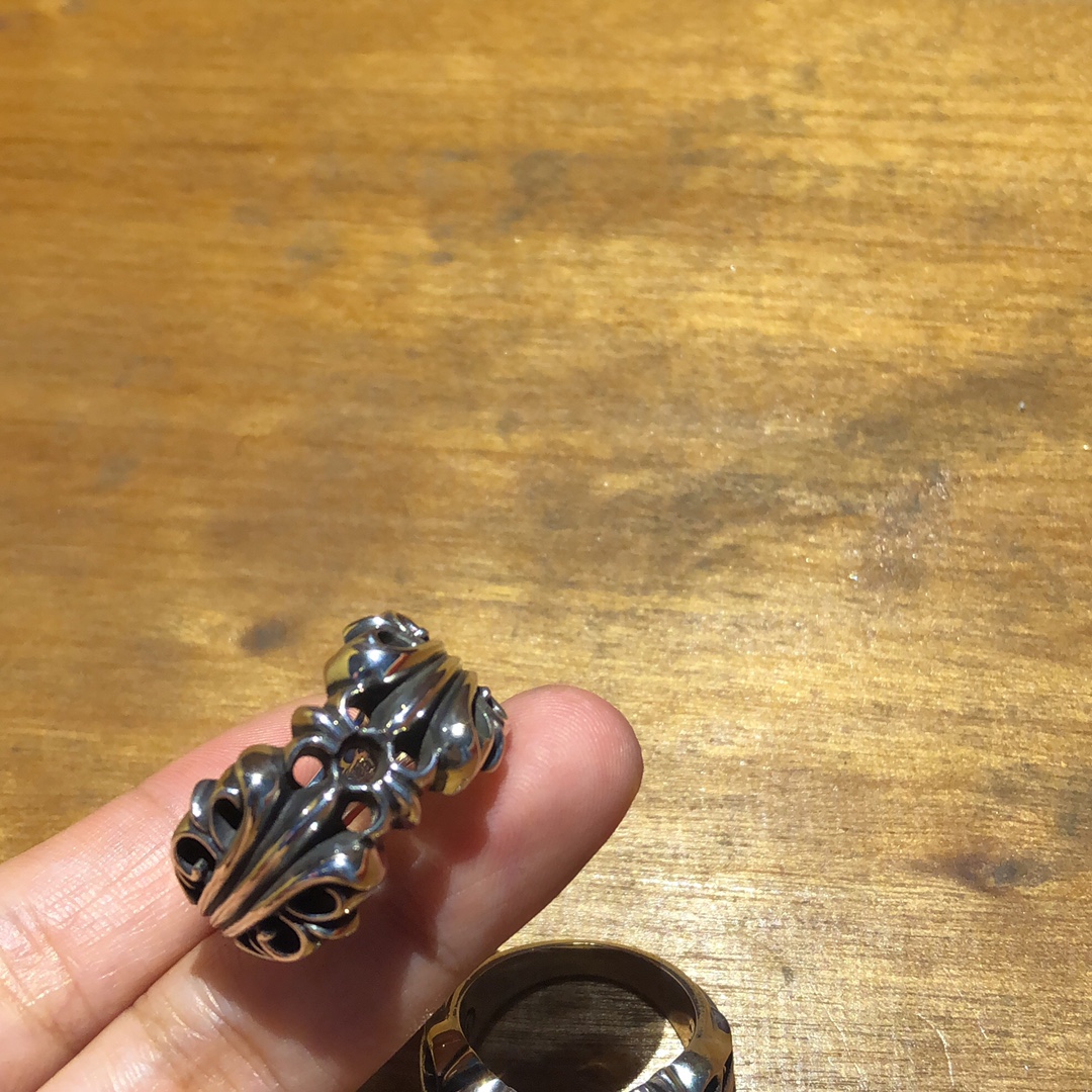 Chrome Hearts 克罗心k&T戒指。840430