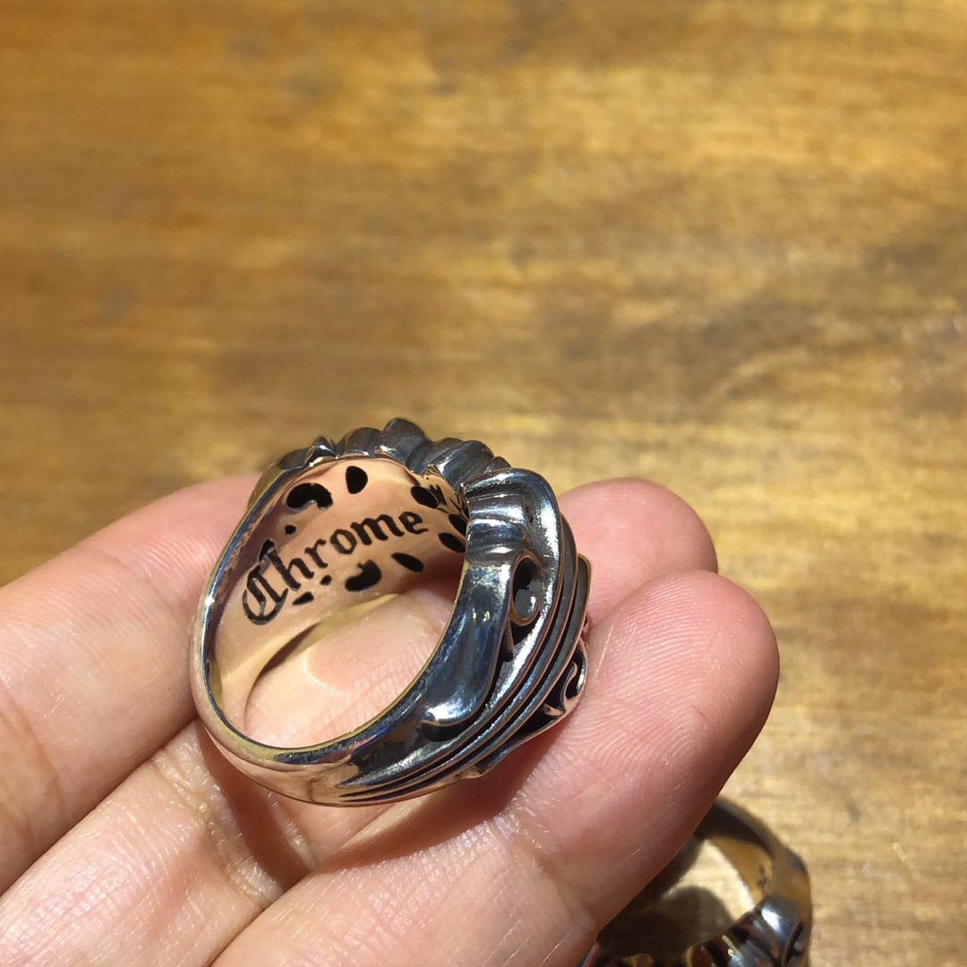 Chrome Hearts 克罗心k&T戒指。840430