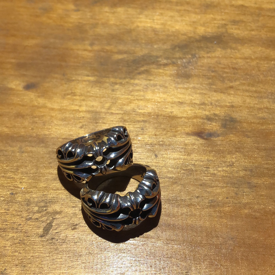 Chrome Hearts 克罗心k&T戒指。840430