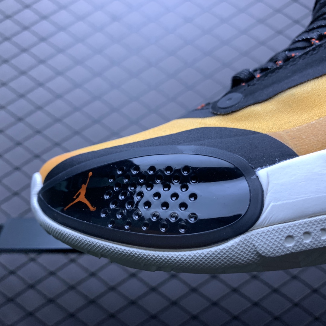 330 纯原版本Air Jordan XXXIV PF AJ34 乔34 未来概念轻量化篮球鞋 BQ3381-800