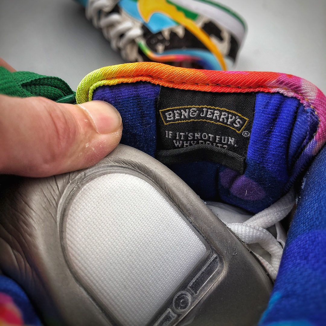 450  Ben & Jerry's x SB Dunk Low 牛奶 淇冰 淋 CU3244-100