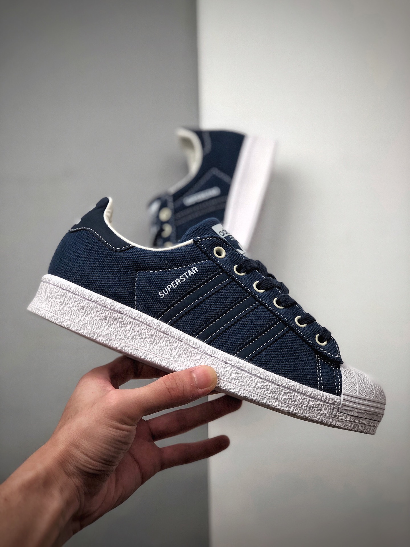 160  阿迪达斯adidas三叶草 Originals Superstar Superstar50周年 贝壳头经典百搭休闲运动板鞋 FW2652