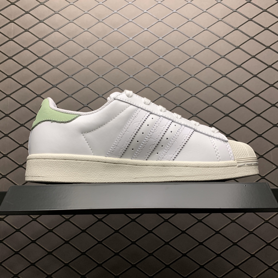 180 Adidas 阿迪Superstar 贝壳头运动休闲板鞋 FW3571