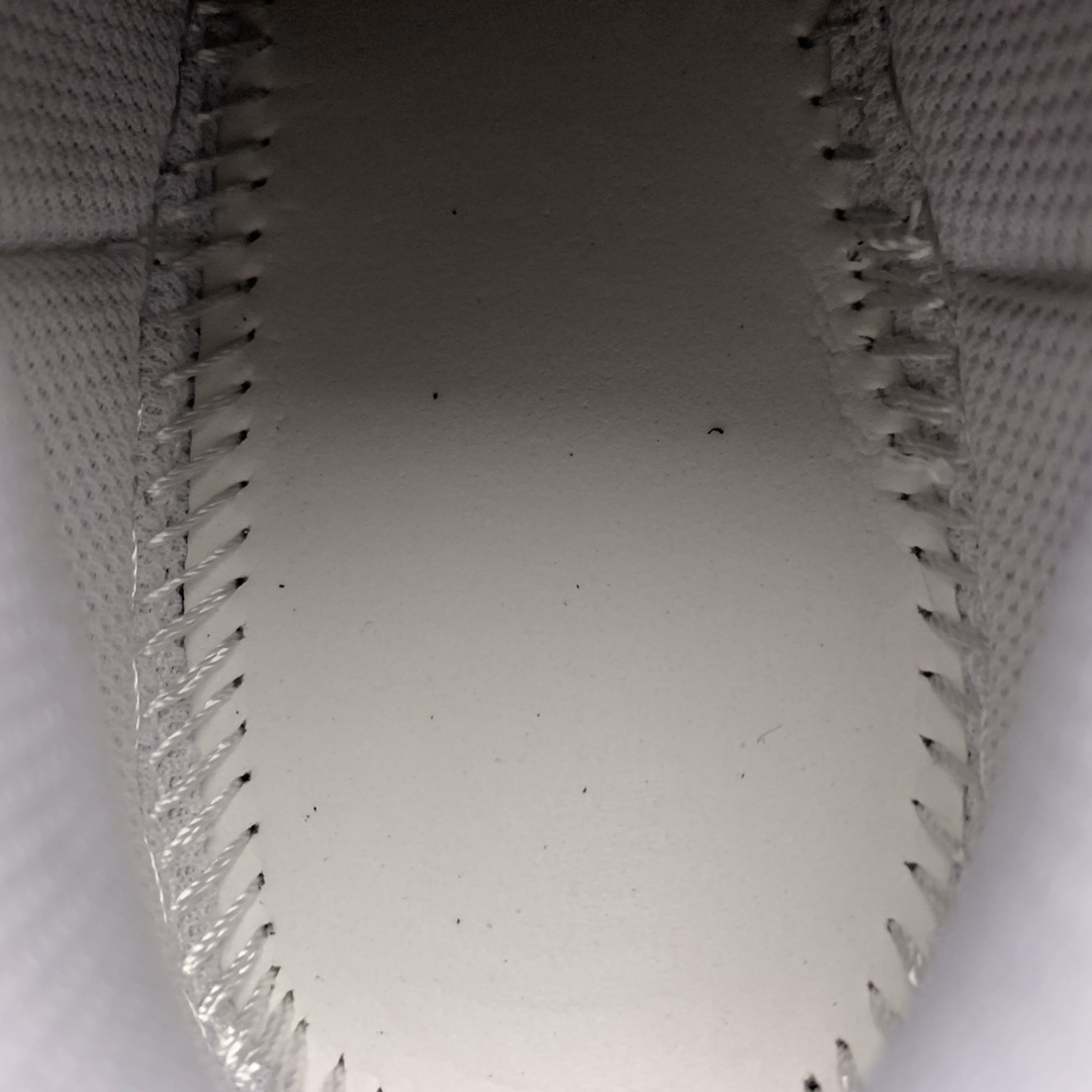 180 Adidas 阿迪达斯 Superstar 贝壳头运动休闲板鞋 FW3692
