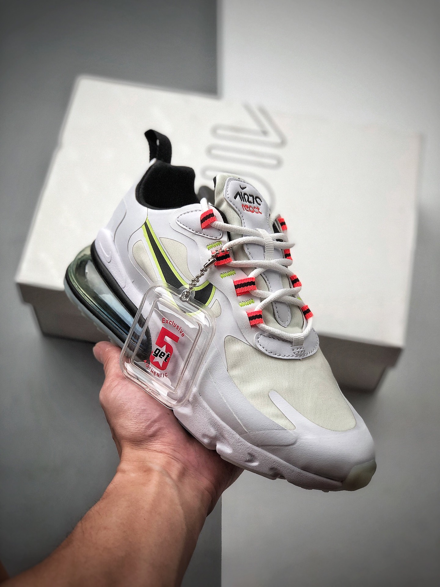 200 耐克 Nike React Air Max 270 React 高桥盾网纱系列 机能半气垫跑步鞋