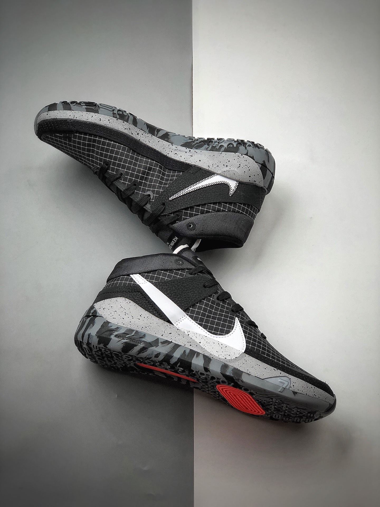 260 公司级 耐克 杜兰特 KD13 黑白色 Nike Zoom KD13 EP 杜兰特13代CI9949-004
