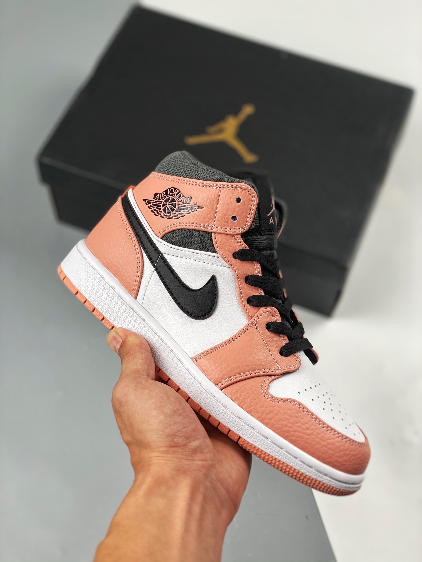 Soporte contra reembolso Air Jordan 1 Mid Rosa cerezo Pedido de cliente de comercio exterior de Tmall, la mej…