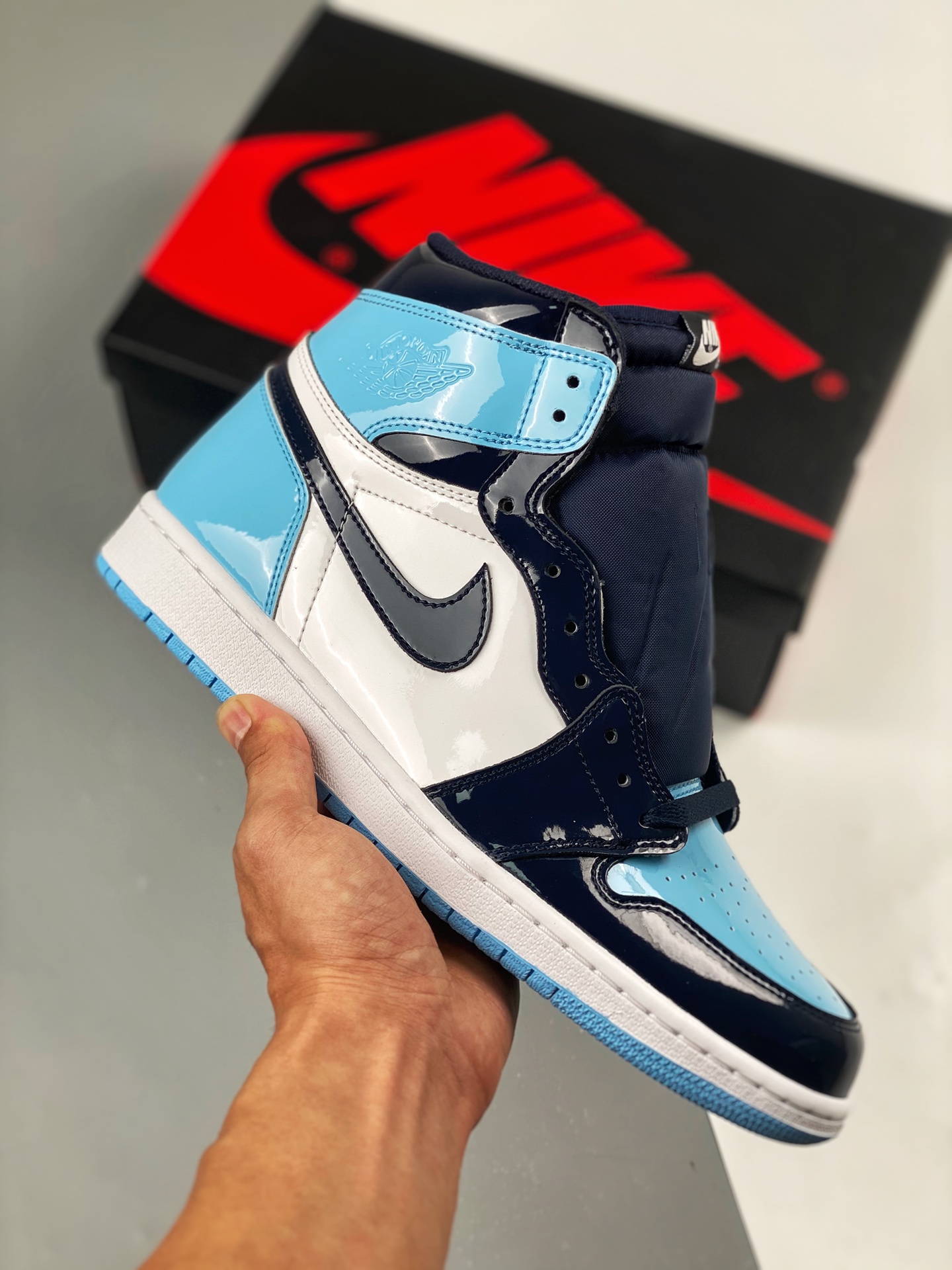 Soporte contra reembolso Air Jordan 1 Retro "Blue Chill" All-Star / Charol azul Carolina del Norte N.º de producto: CD0…