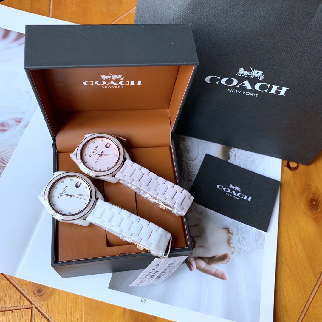 Часы Coach