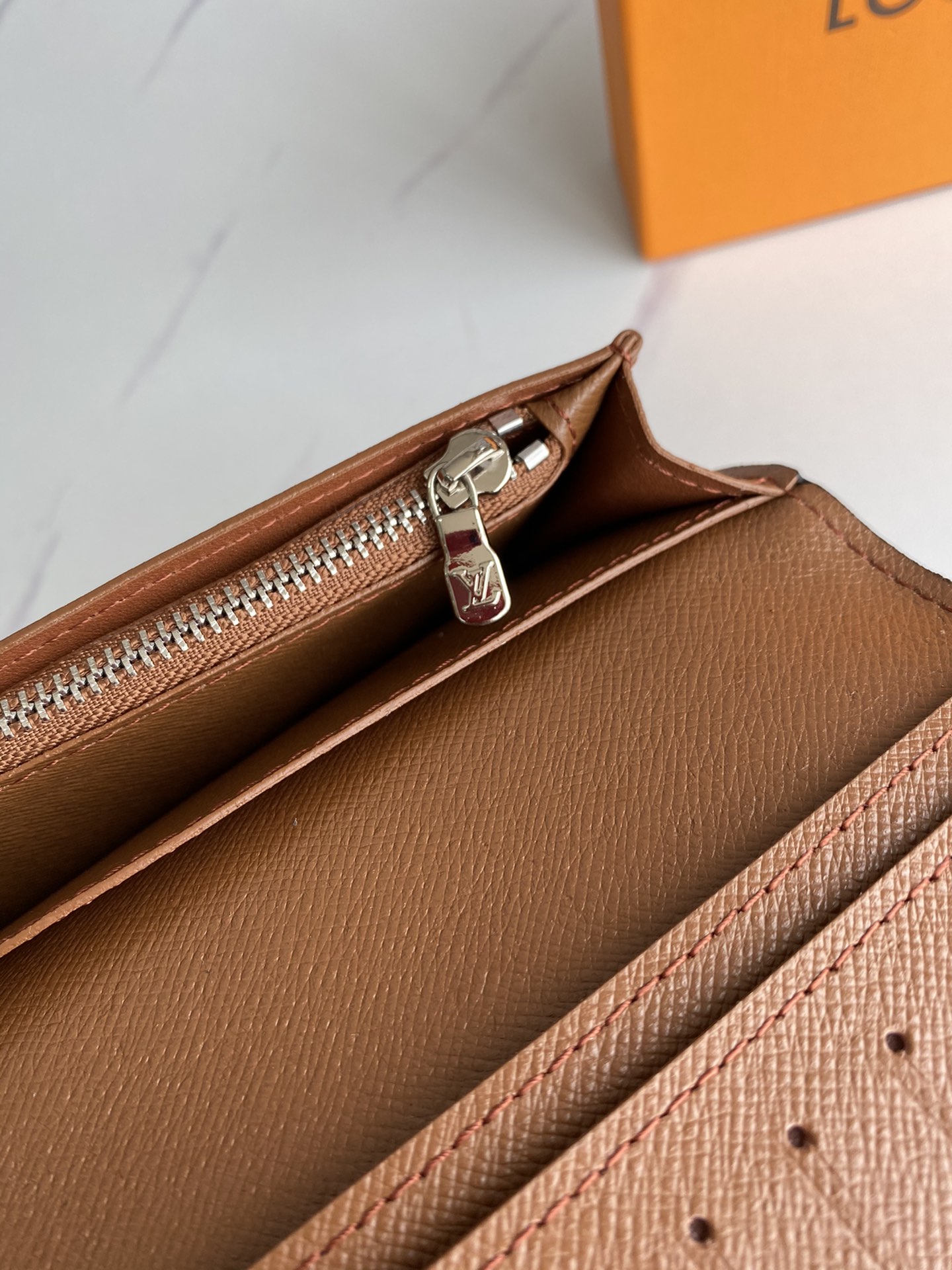 A selection of various color options for the leather bifold wallet