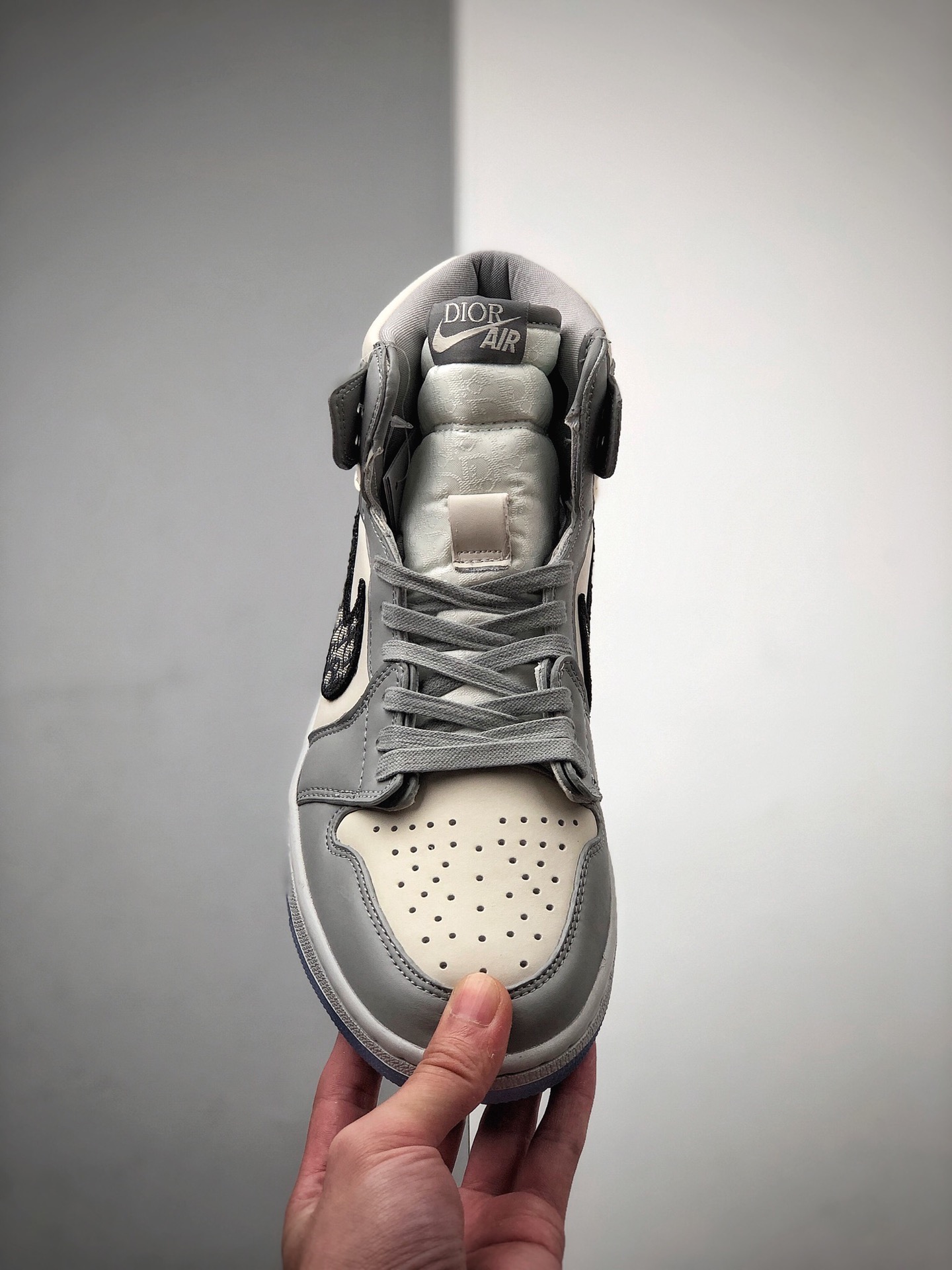 450 耐克 Dior x Air Jordan 1 HI OG “迪奥联名”AJ1高帮休闲篮球鞋