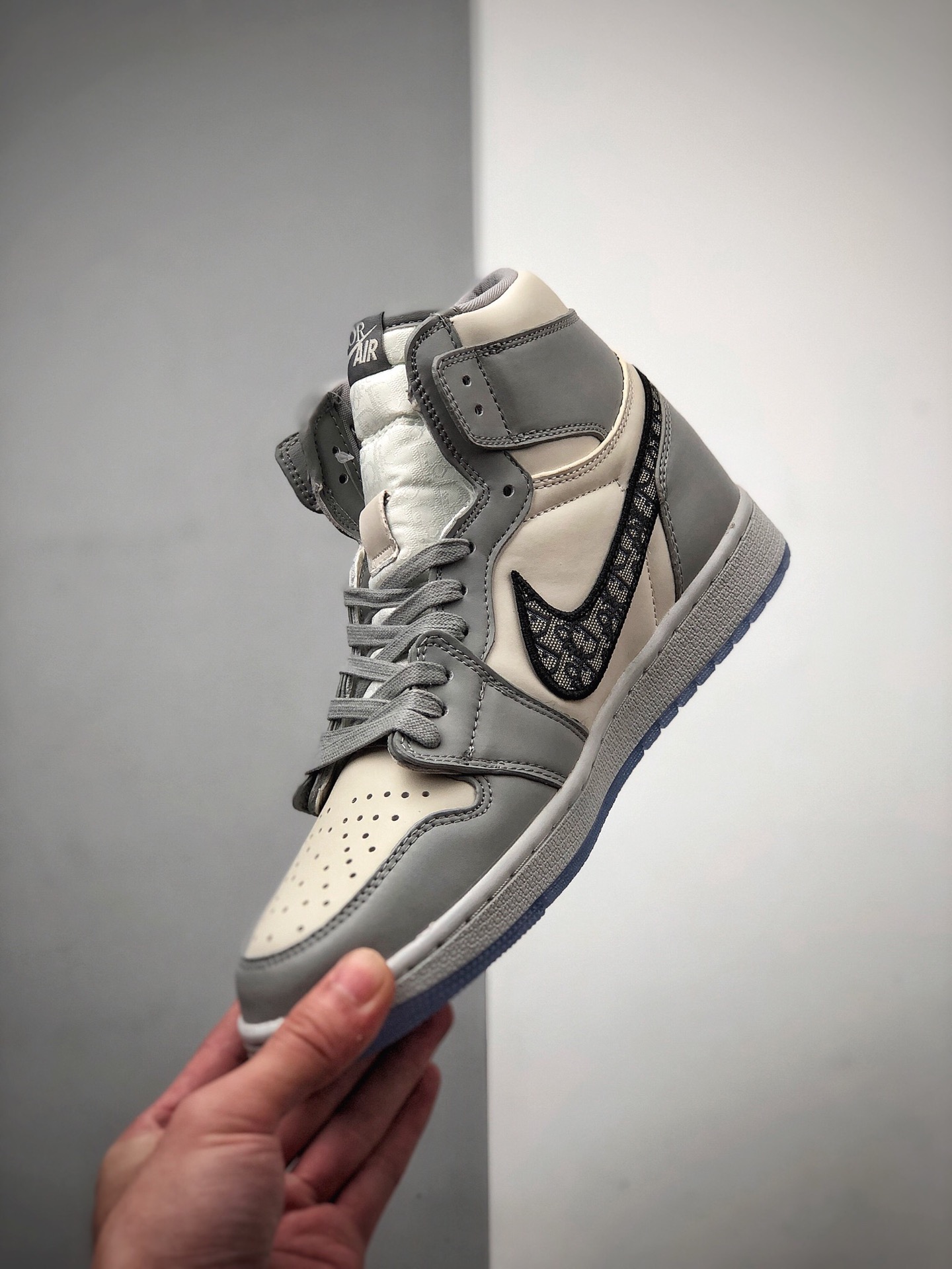 450 耐克 Dior x Air Jordan 1 HI OG “迪奥联名”AJ1高帮休闲篮球鞋