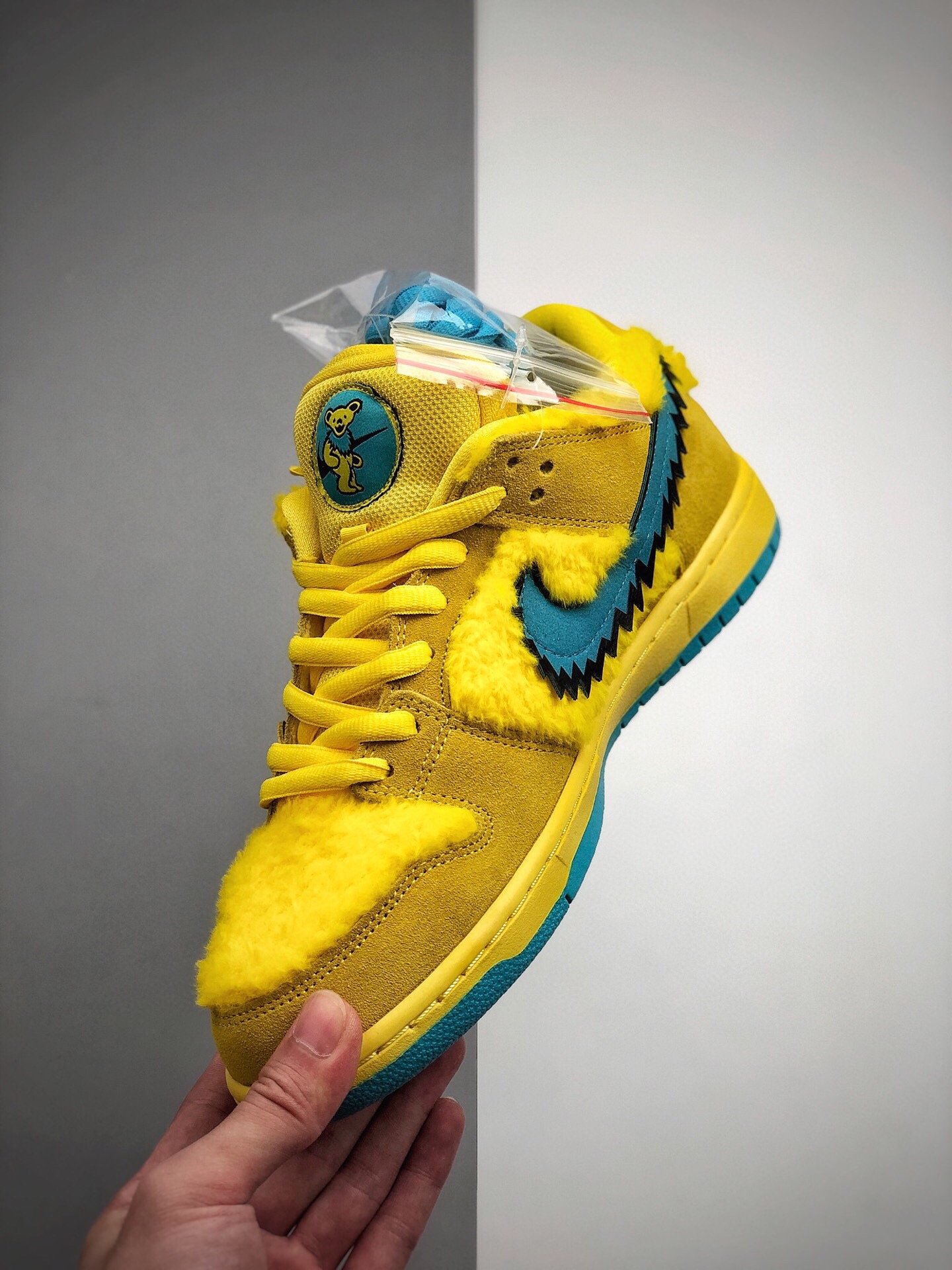360 NIKE SB DUNK LOW PRO QS发售于 2006 年的 “三只熊” Dunk SB “Three Bear Pack” CJ5378-700