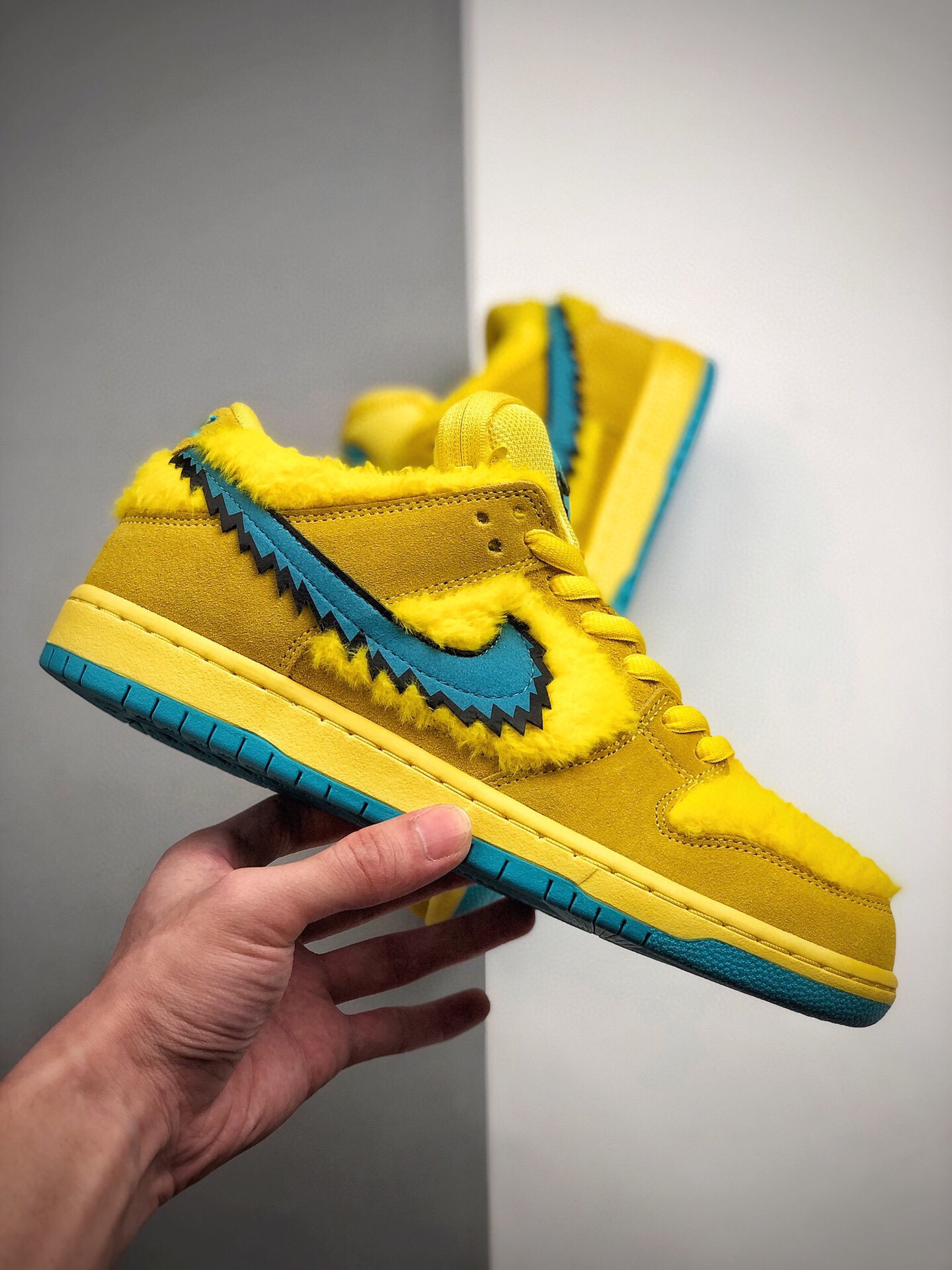 360 NIKE SB DUNK LOW PRO QS发售于 2006 年的 “三只熊” Dunk SB “Three Bear Pack” CJ5378-700