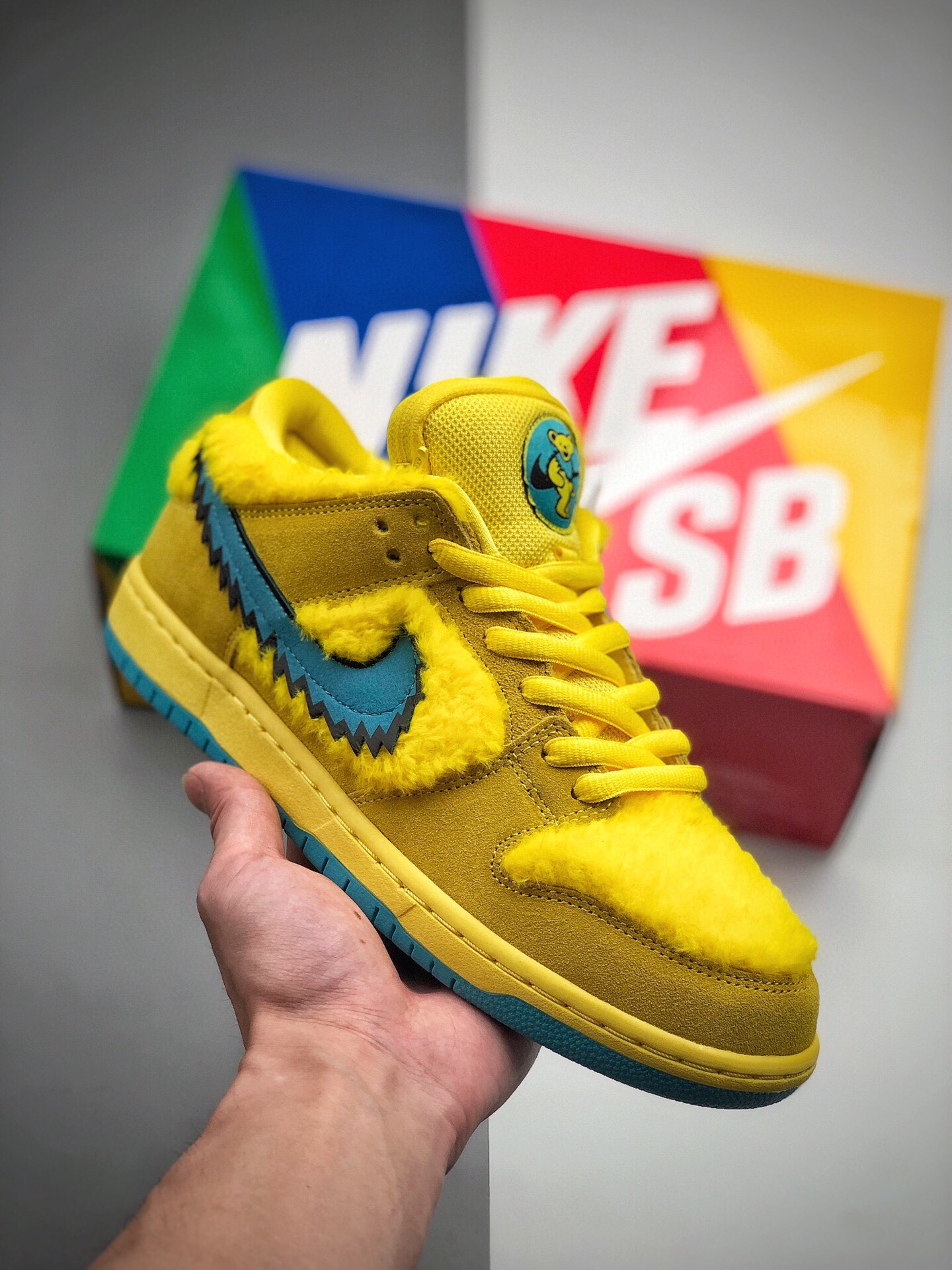 360 NIKE SB DUNK LOW PRO QS发售于 2006 年的 “三只熊” Dunk SB “Three Bear Pack” CJ5378-700