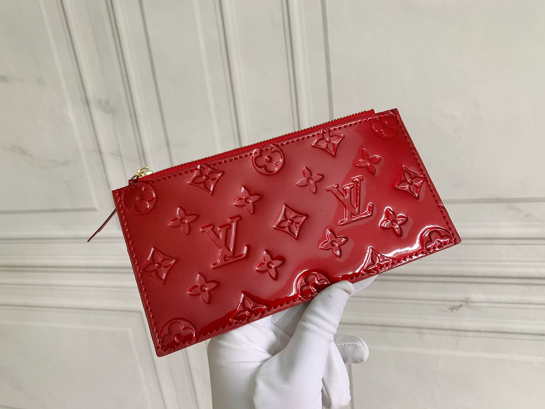 Felicie手袋 - 漆皮牛皮の優雅なデザインと実用性