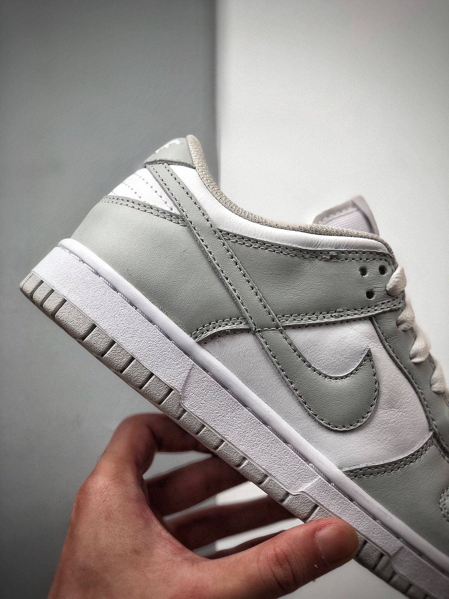 340 耐克Nike SB Dunk Low SP”Grey Fog/White”扣篮系列低帮休闲运动滑板板鞋“浅雾灰白” 货号：CU1726-201