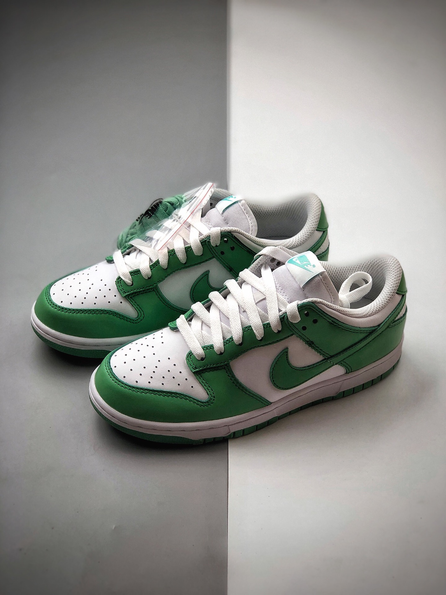 340 男女鞋真标耐克 SB Dunk Low SP”Grey Fog/White”扣篮系列低帮休闲运动滑板板鞋“青苹果白绿” CU1726-188