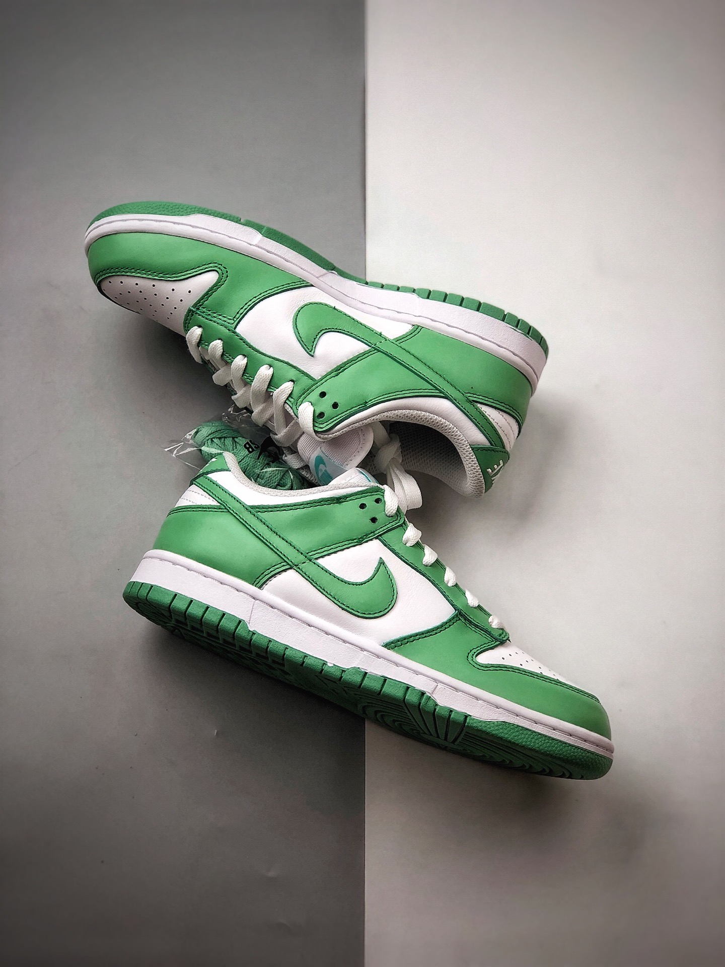 340 男女鞋真标耐克 SB Dunk Low SP”Grey Fog/White”扣篮系列低帮休闲运动滑板板鞋“青苹果白绿” CU1726-188