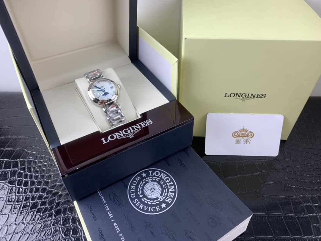 Longines 皇家 浪琴心月月相女款贝壳表盘腕表