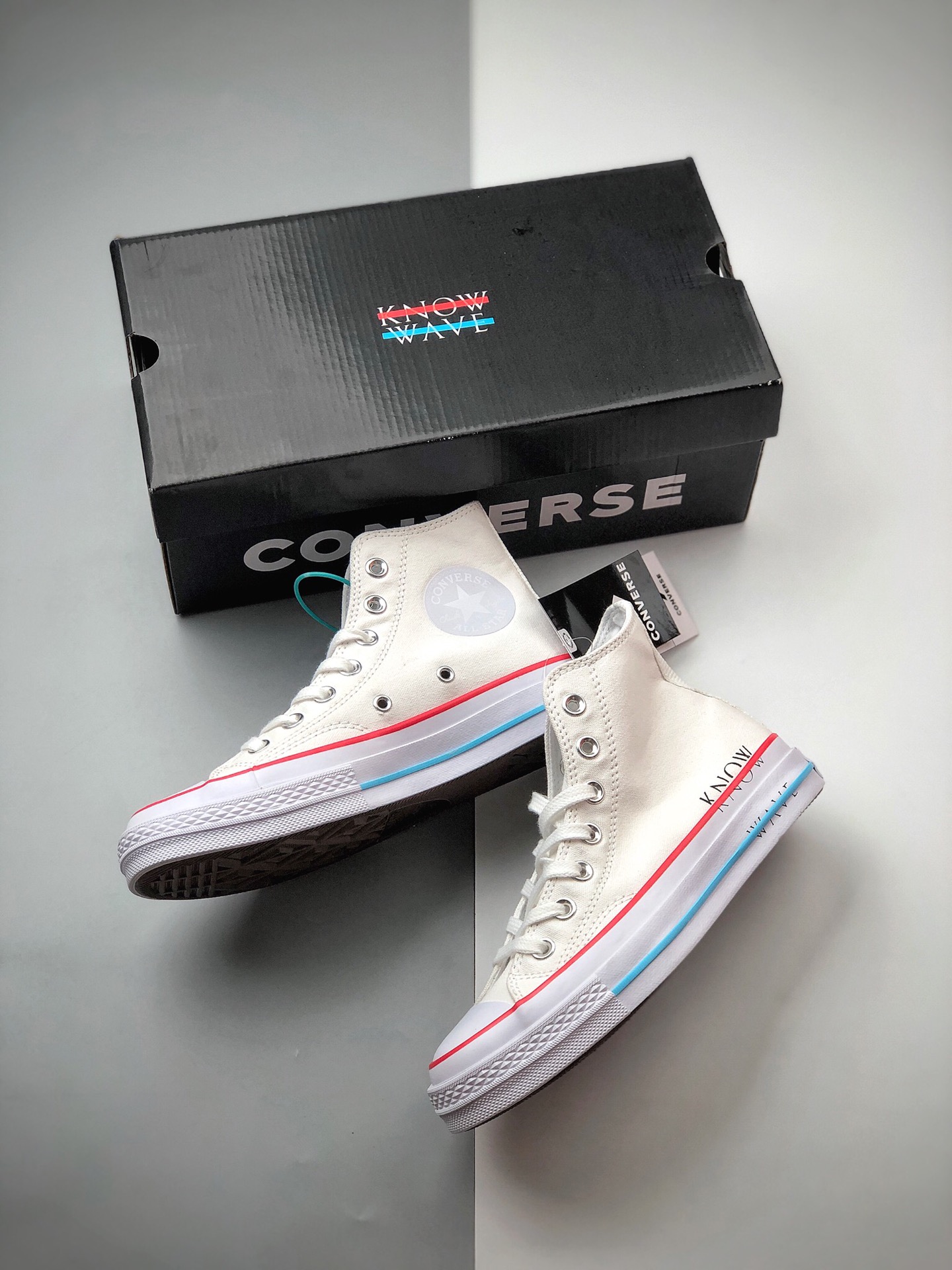 130 Converse chuck 70 KNOW 联名款  奶白色的鞋子