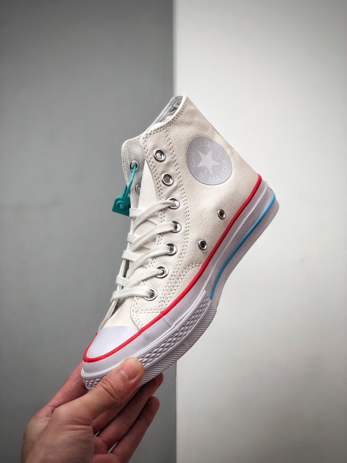 130 Converse chuck 70 KNOW 联名款  奶白色的鞋子